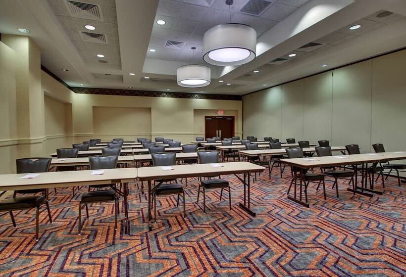 호텔 Drury Inn & Suites Findlay