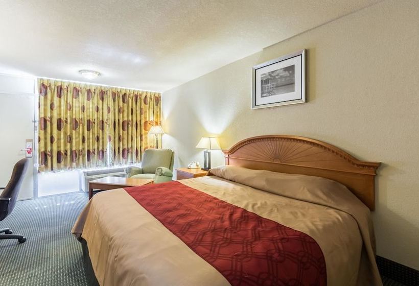 בית מלון כפרי Econo Lodge