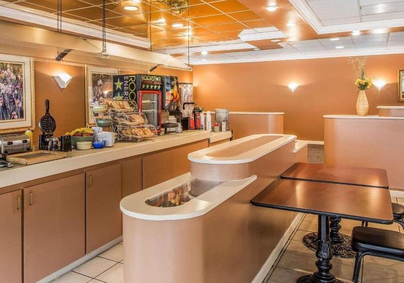 호텔 Econo Lodge