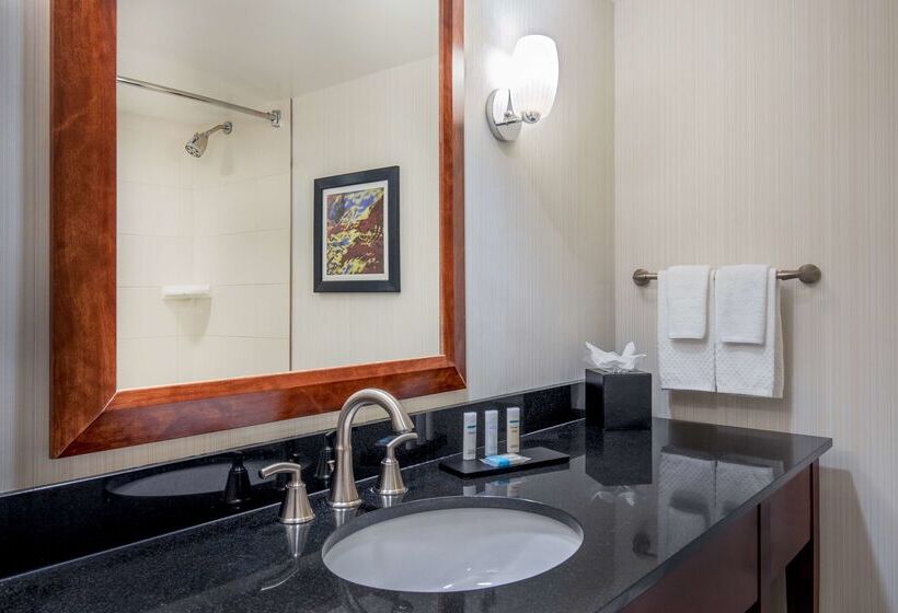 בית מלון כפרי Embassy Suites By Hilton Boston Waltham