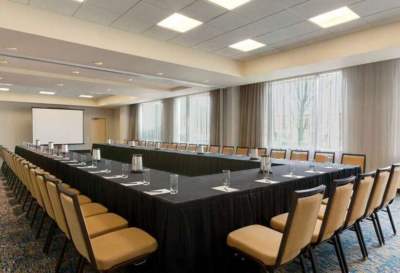 בית מלון כפרי Embassy Suites By Hilton Boston Waltham
