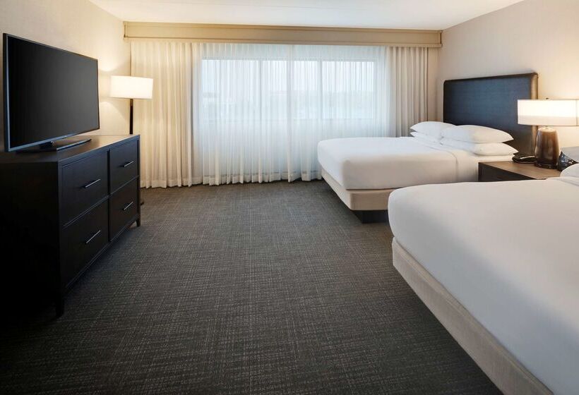 בית מלון כפרי Embassy Suites By Hilton Detroit Troy Auburn Hills