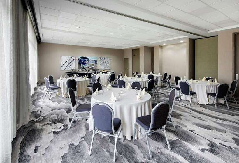 בית מלון כפרי Embassy Suites By Hilton Detroit Troy Auburn Hills