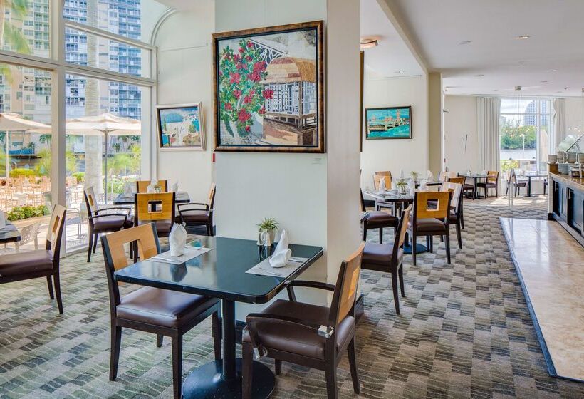 هتل Galleryone Doubletree Hilton Gc Turtle Cove