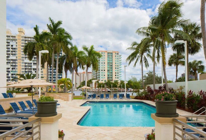 هتل Galleryone Doubletree Hilton Gc Turtle Cove