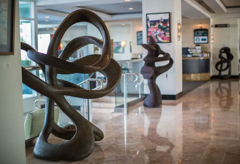 هتل Galleryone Doubletree Hilton Gc Turtle Cove