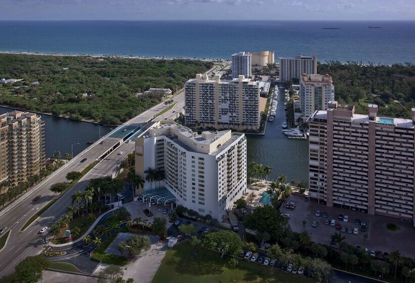 هتل Galleryone Doubletree Hilton Gc Turtle Cove