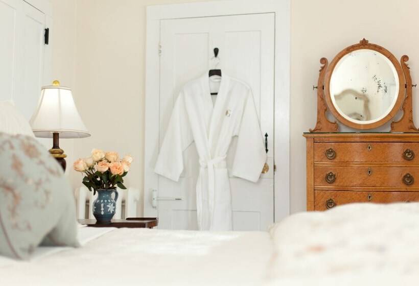 هتل Garden Gables Inn