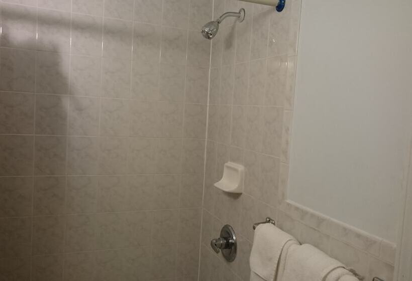 בית מלון כפרי Greenview Inn Riverhead