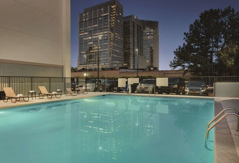 هتل Hampton Inn Atlantabuckhead
