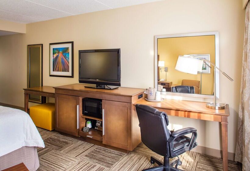 هتل Hampton Inn Atlantanorthlake