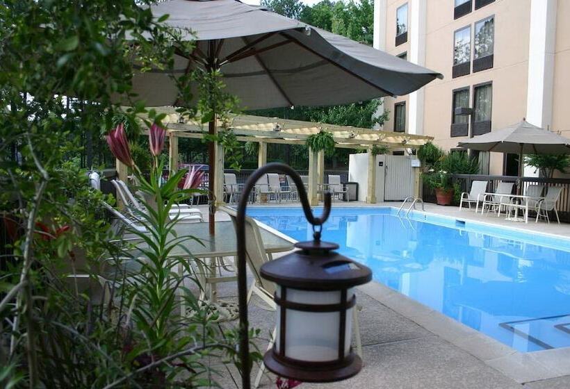 هتل Hampton Inn Atlantanorthlake