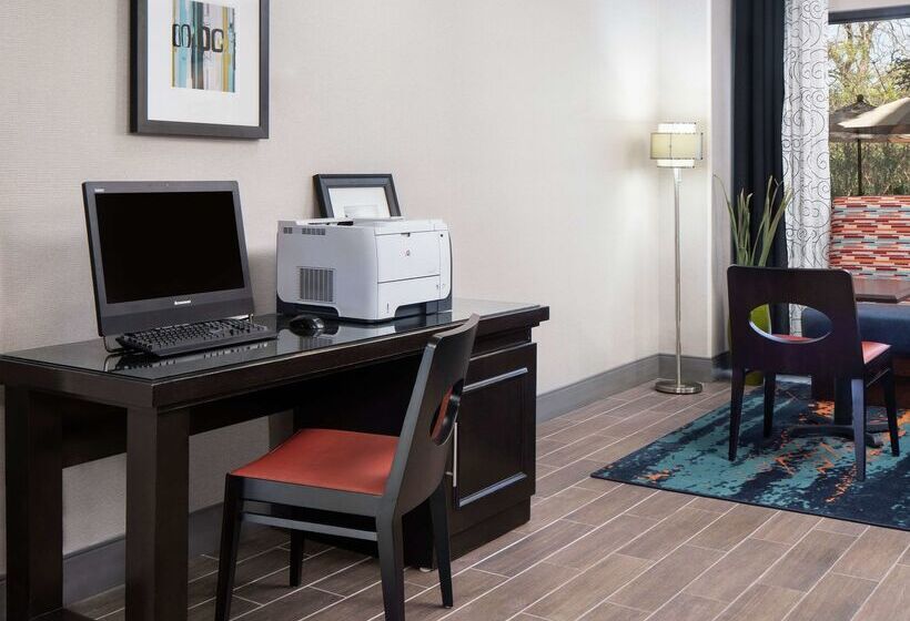 בית מלון כפרי Hampton Inn Austinnorth @ I35 & Hwy 183