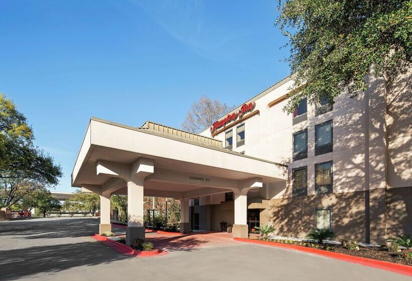 בית מלון כפרי Hampton Inn Austinnorth @ I35 & Hwy 183