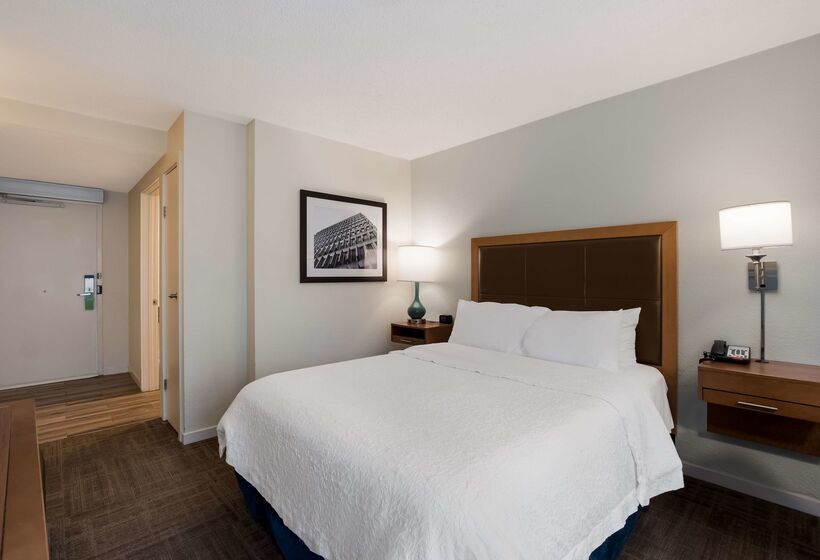 فندق Hampton Inn Columbia I26 Airport