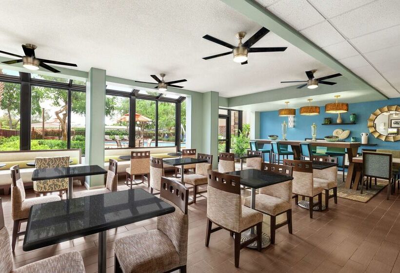 هتل Hampton Inn Ft. Lauderdalecypress Creek