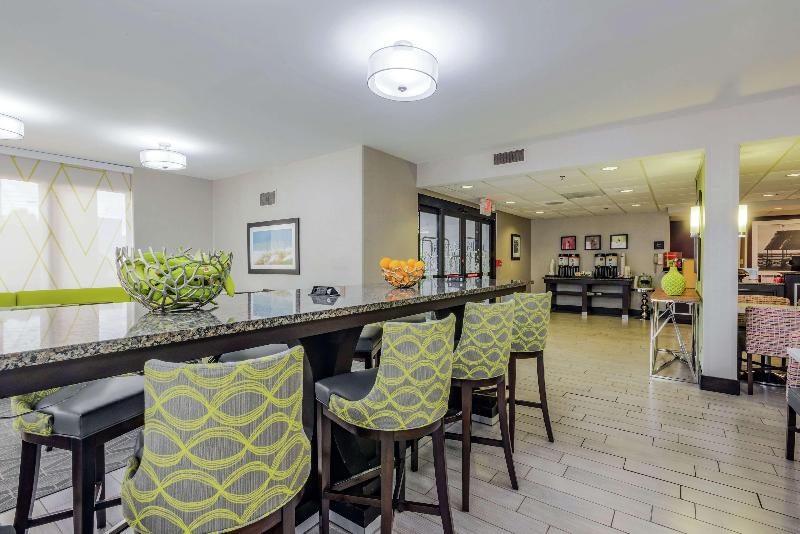 فندق Hampton Inn Tampainternational Airport/westshore