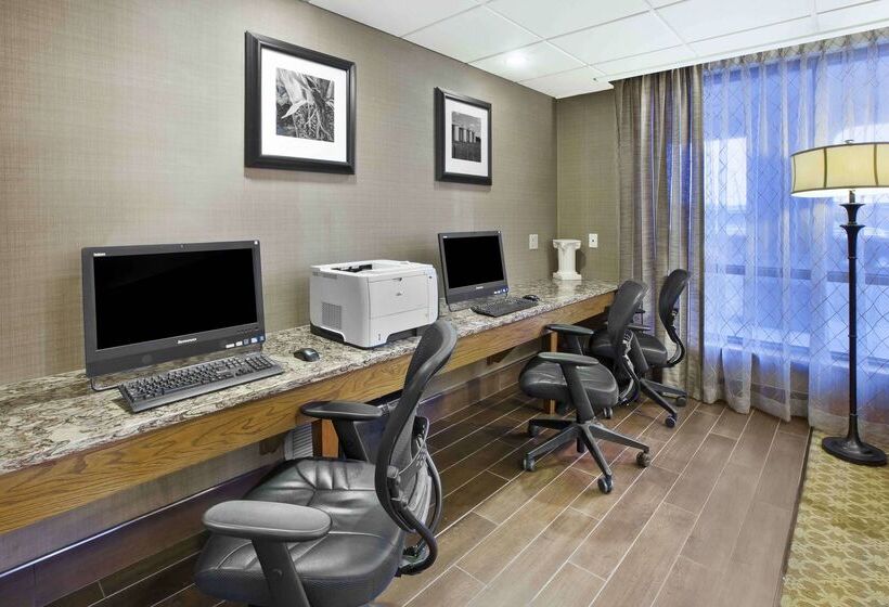 호텔 Hampton Inn Toledo South/maumee