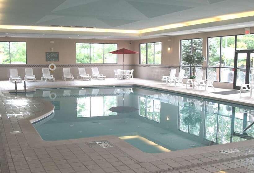 호텔 Hampton Inn Toledo South/maumee