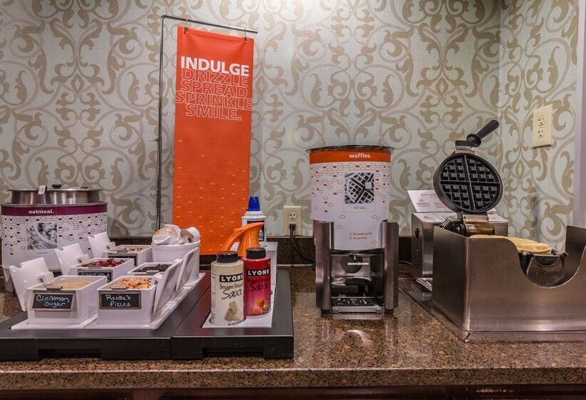 酒店 Hampton Inn Winchester University/mall Area