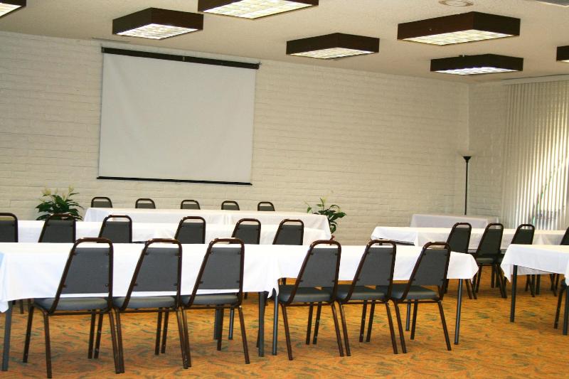 호텔 Heritage Inn Express Roseville