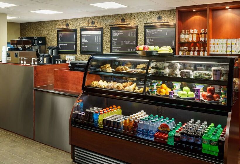 호텔 Hilton Charlotte University Place
