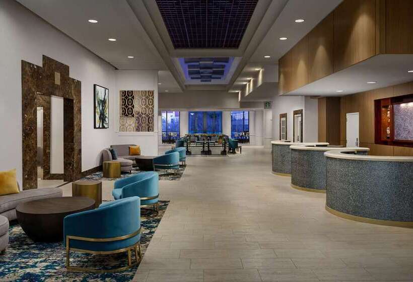 호텔 Hilton Charlotte University Place