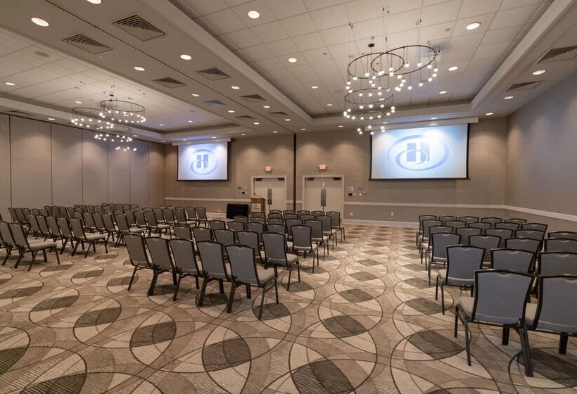 هتل Hilton Greenville