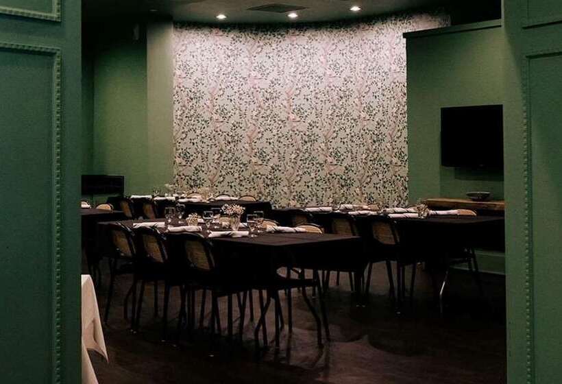 هتل Hilton Greenville