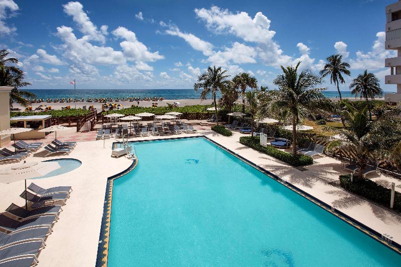 فندق The Singer Oceanfront Resort, Curio Collection By Hilton