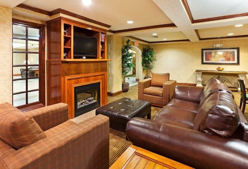 호텔 Holiday Inn Express & Suites Reidsville, An Ihg