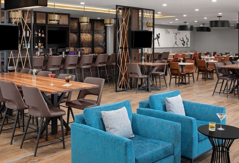 Отель Holiday Inn Hasbrouck Heights Meadowlands, An Ihg