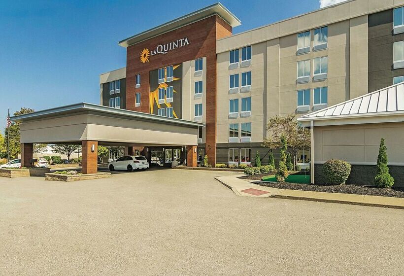 هتل La Quinta By Wyndham Cleveland Airport West