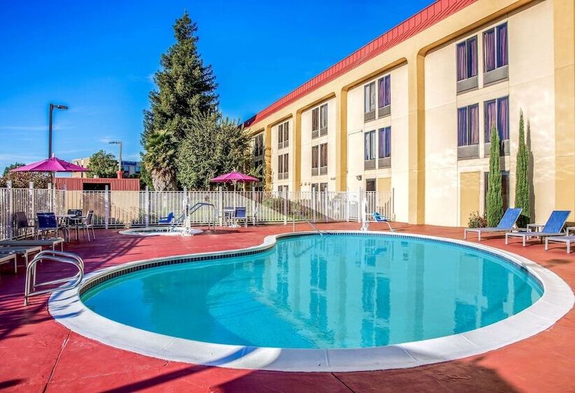 فندق La Quinta By Wyndham Oakland Airport Coliseum