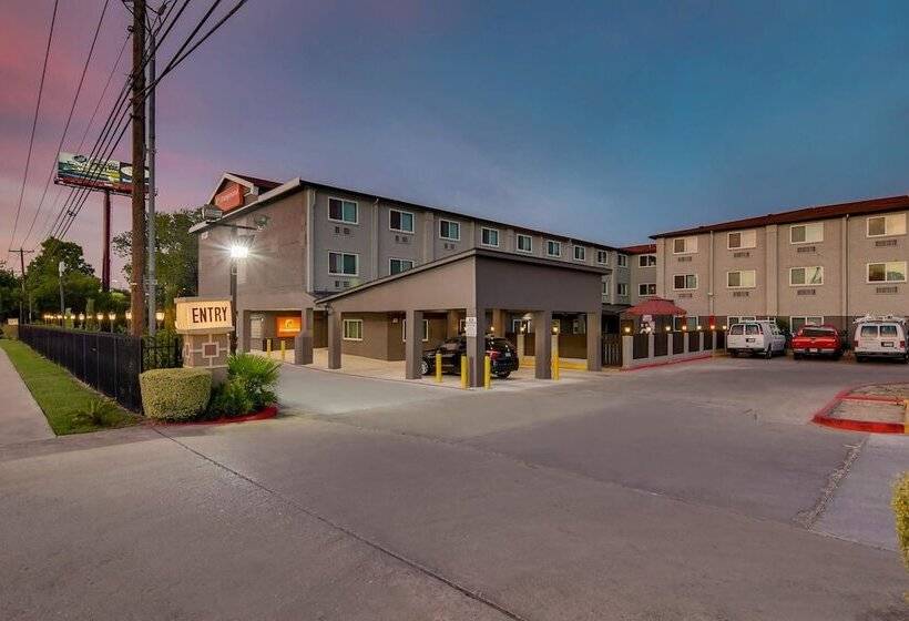 בית מלון כפרי Orangewood Inn And Suites Midtown