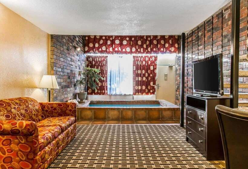 فندق Quality Inn Ada Near University