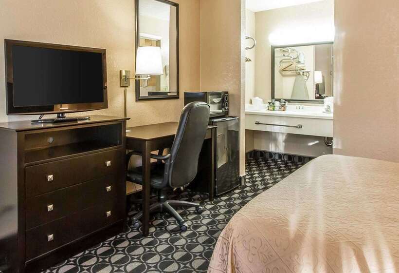فندق Quality Inn Ada Near University
