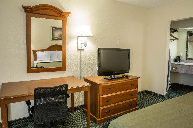 ホテル Quality Inn Elizabeth City Near University