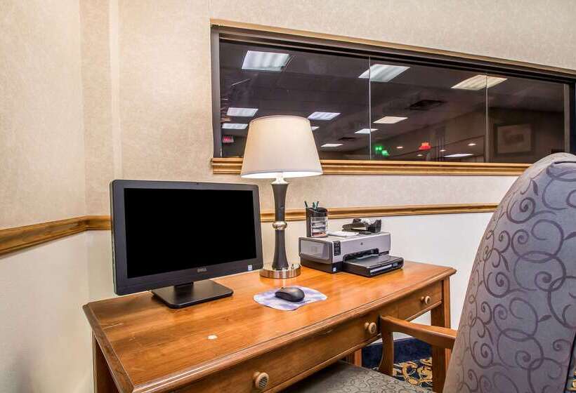 فندق Quality Inn Morris I80