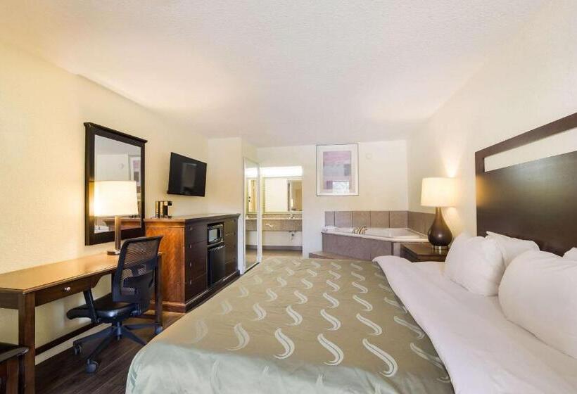 호텔 Quality Inn & Suites Conference Center Statesboro Historic District