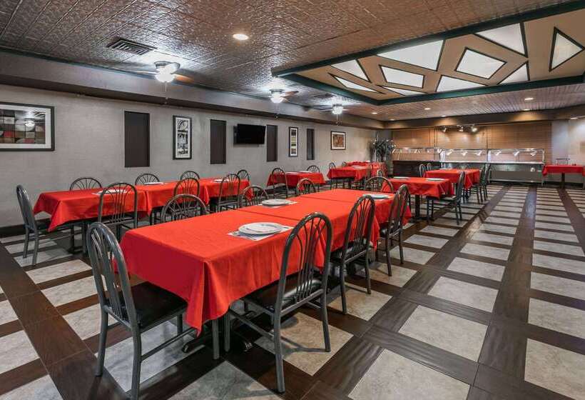 هتل Ramada By Wyndham Odessa Near University Of Texas Permian