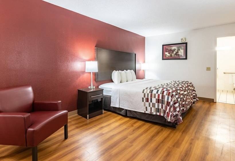 Отель Red Roof Inn Forsyth