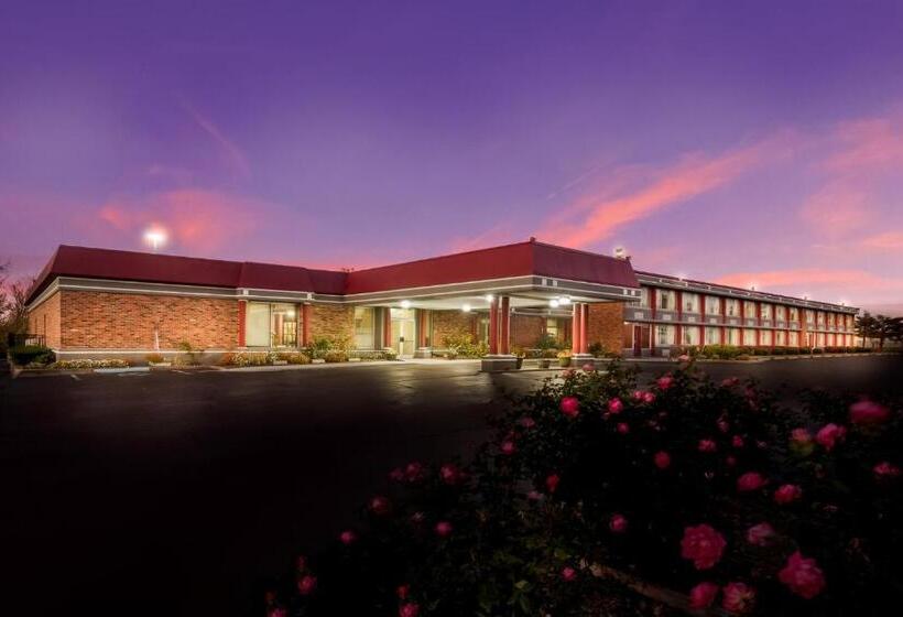 בית מלון כפרי Red Roof Winchester   Lexington East