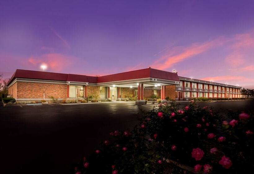 בית מלון כפרי Red Roof Winchester   Lexington East