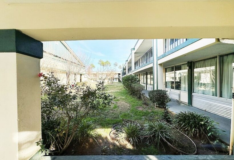 בית מלון כפרי Super Inn And Suites Milledgeville