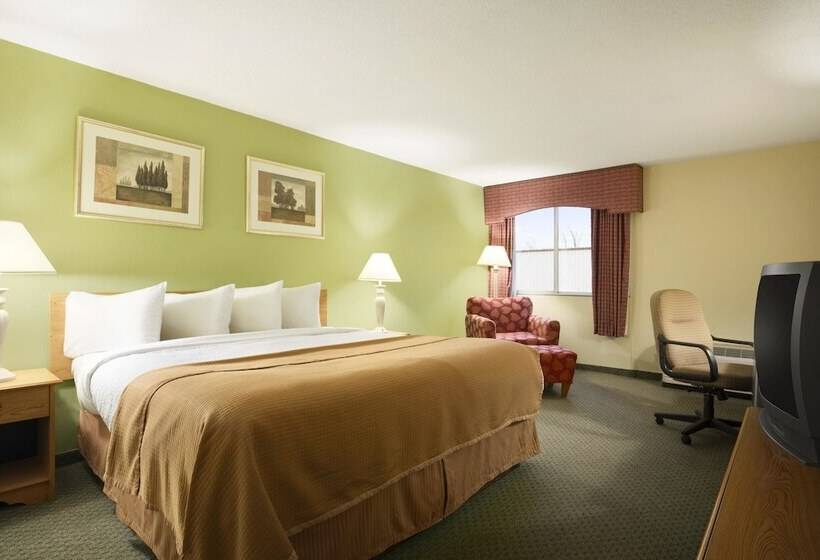 فندق Travelodge By Wyndham Sturgis