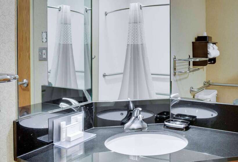 בית מלון כפרי Wingate By Wyndham Cranberry
