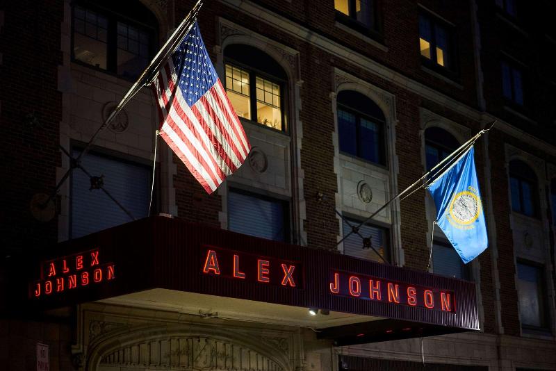 هتل Alex Johnson Rapid City Curio Collection By Hilton