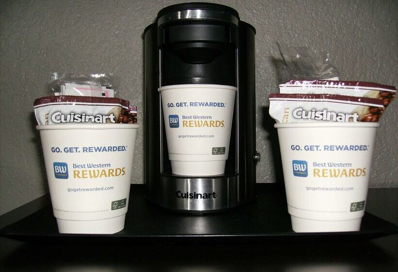 בית מלון כפרי Best Western Plus Bradford Inn