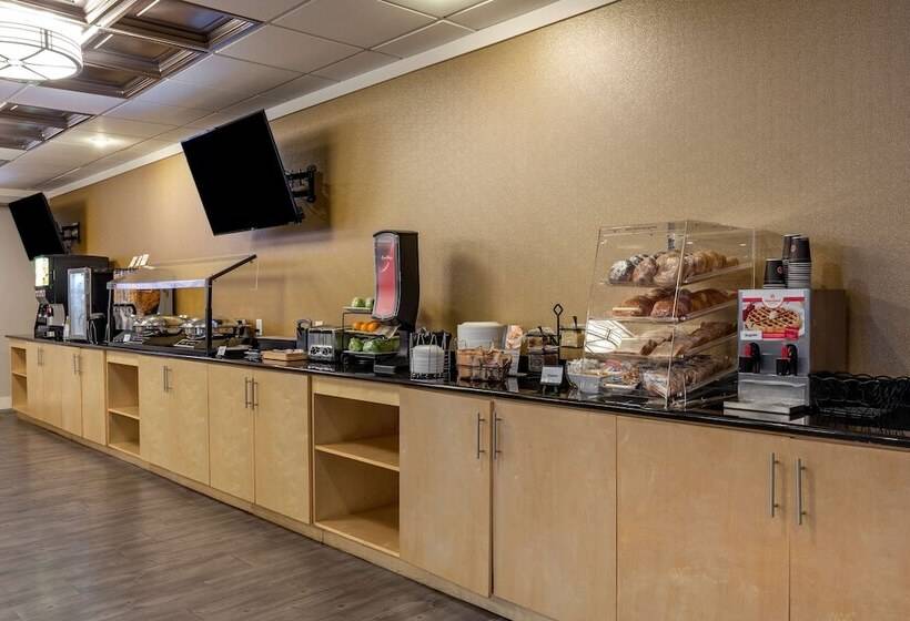 فندق Best Western Plus University Inn